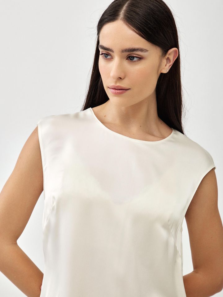 חולצה סטן PROMO PARIS בצבע שמנת