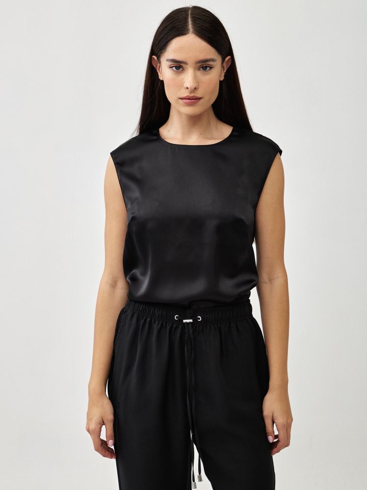 חולצה סטן PROMO PARIS בצבע שחור