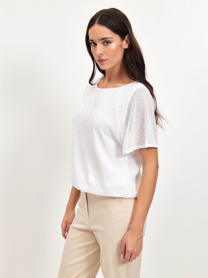 חולצה לורקס בצבע לבן