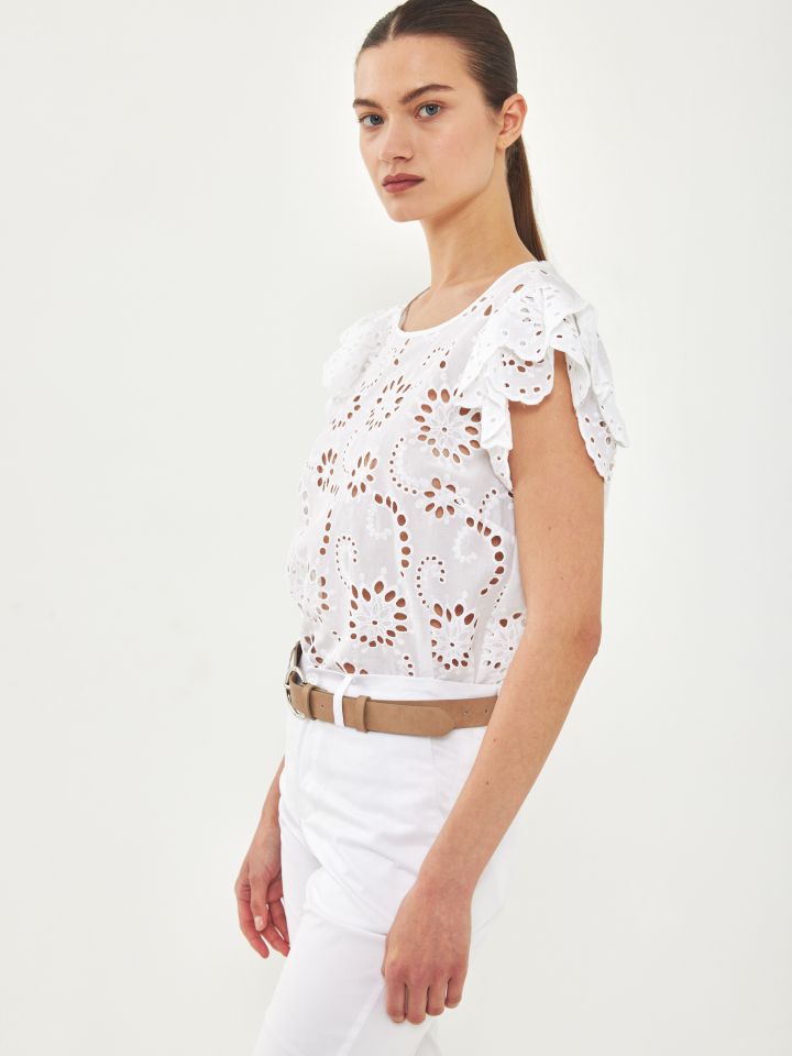 חולצה קרושה שרוול וולן בצבע לבן