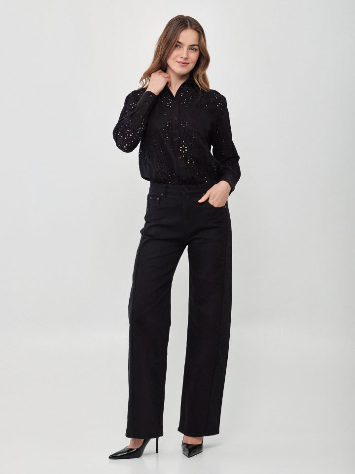 חולצה קרושה כיסים בצבע שחור