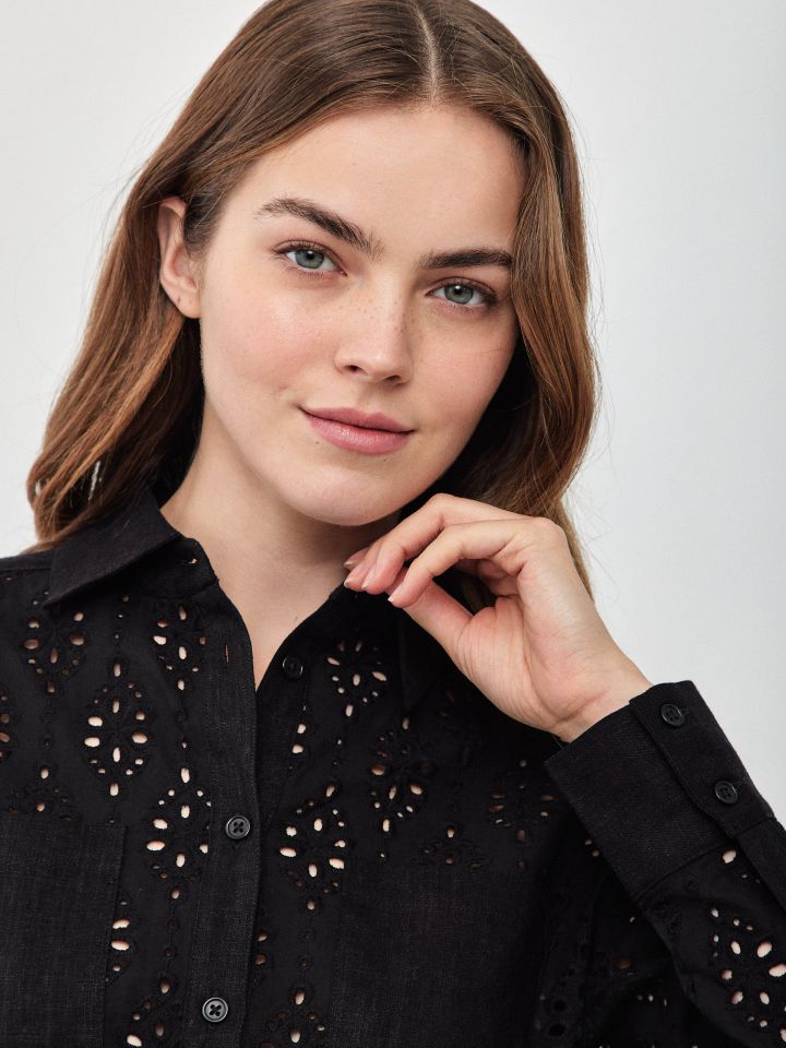 חולצה קרושה כיסים בצבע שחור