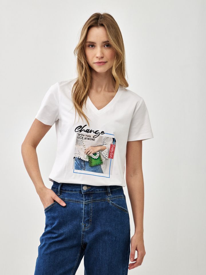 חולצה V דמוי פנינים PROMO בצבע לבן