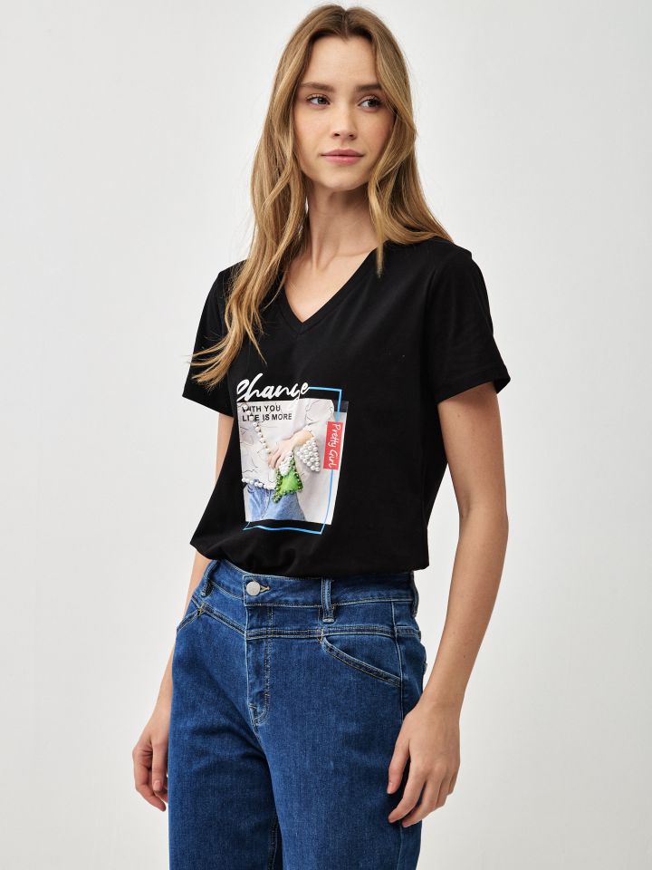 חולצה V דמוי פנינים PROMO בצבע שחור