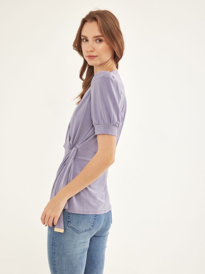 חולצה מעטפה קשירה אבזמים בצבע לילך