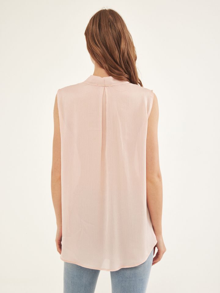 חולצה V כפתורים SHIRA בצבע ורוד עתיק