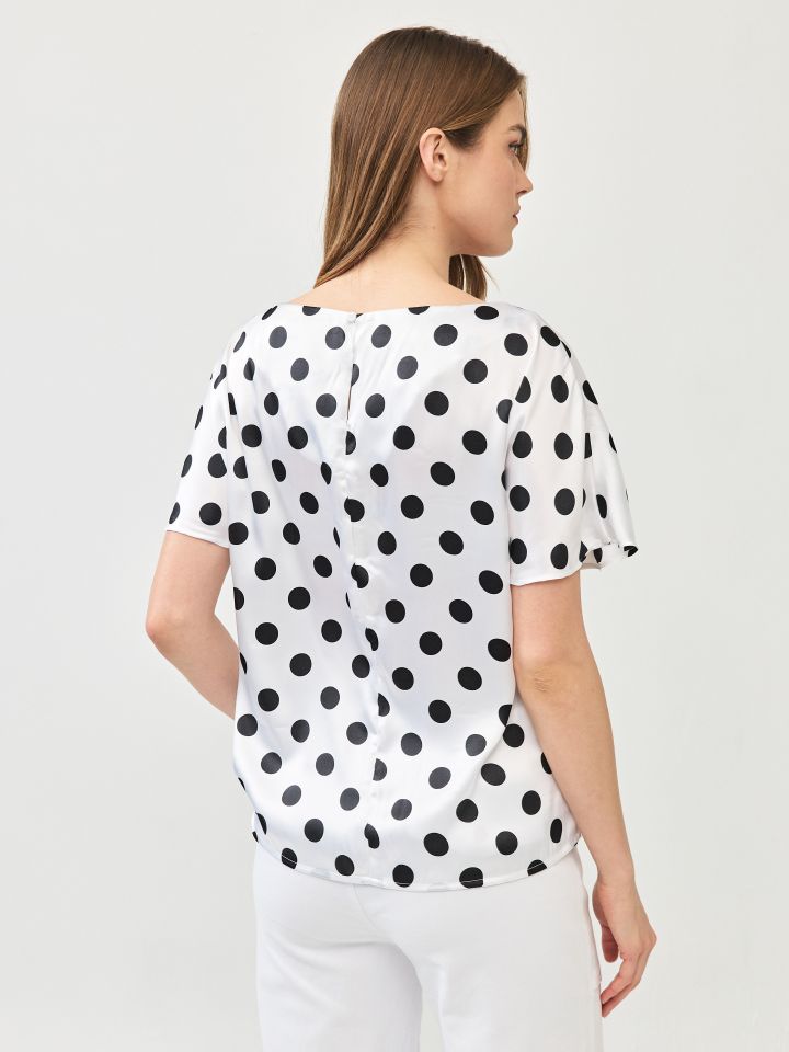 חולצה סטן נקודות בצבע לבן