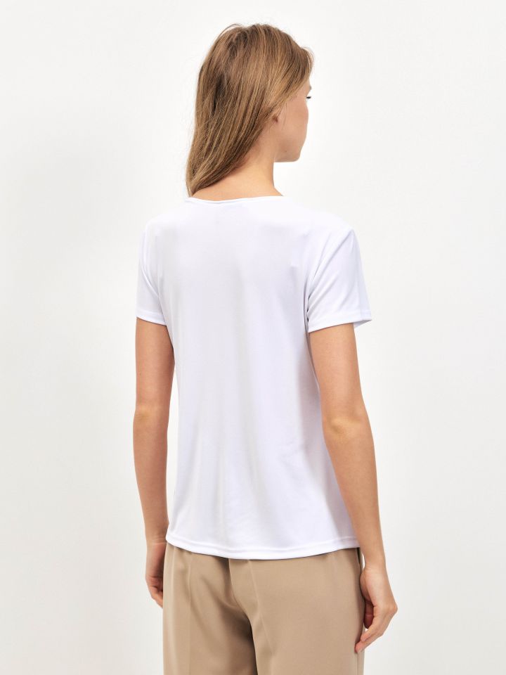 חולצה אמזון פתח לולאות בצבע לבן