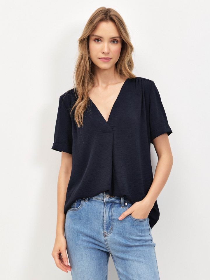 חולצה V כיווצים  PROMO בצבע נייבי