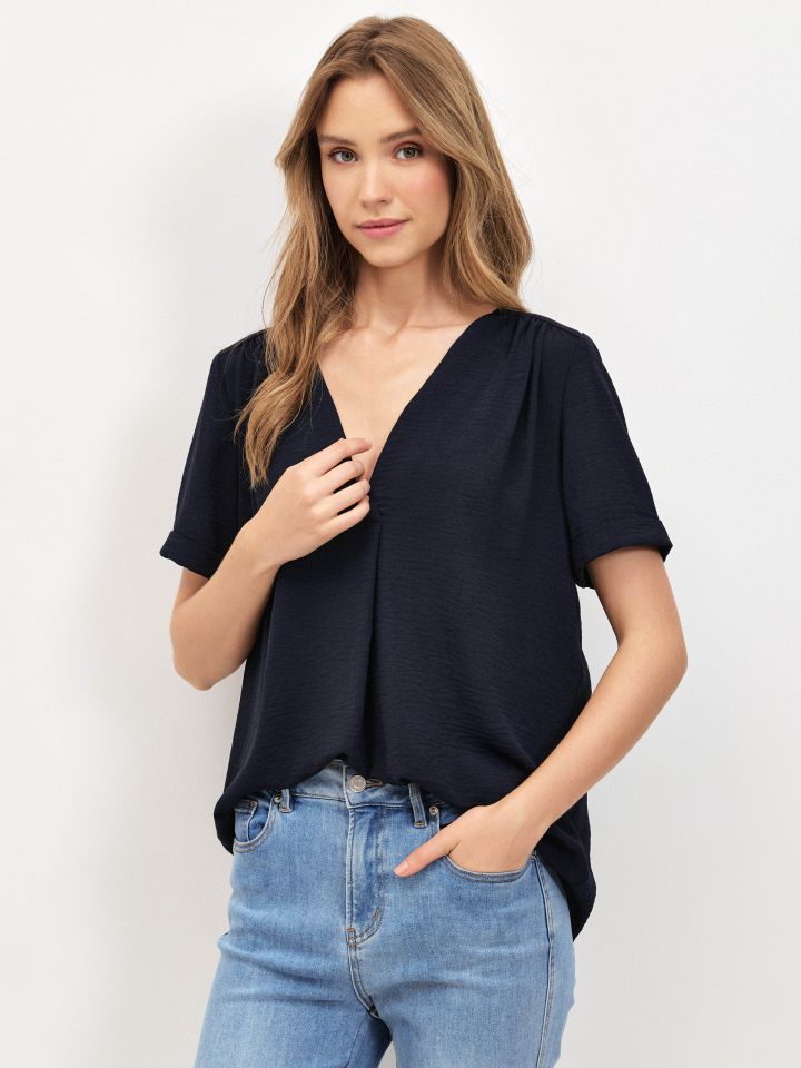 חולצה V כיווצים  PROMO בצבע נייבי