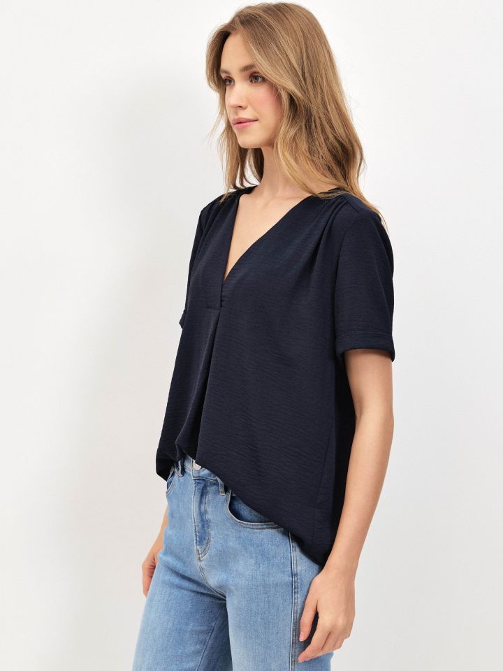 חולצה V כיווצים  PROMO בצבע נייבי