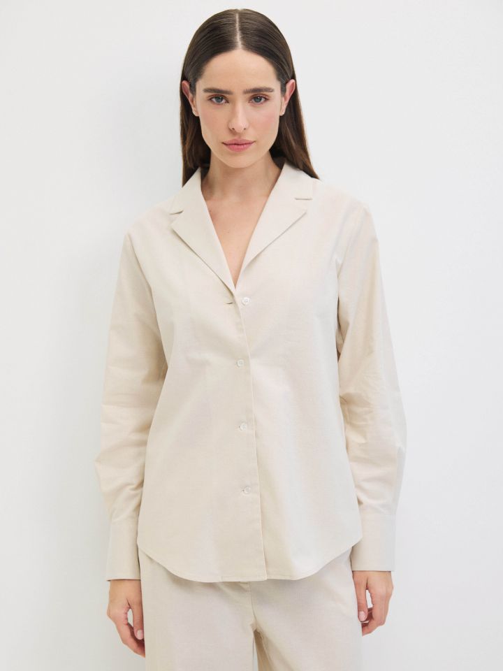 חולצה מכופתרת ALONA בצבע בייז’