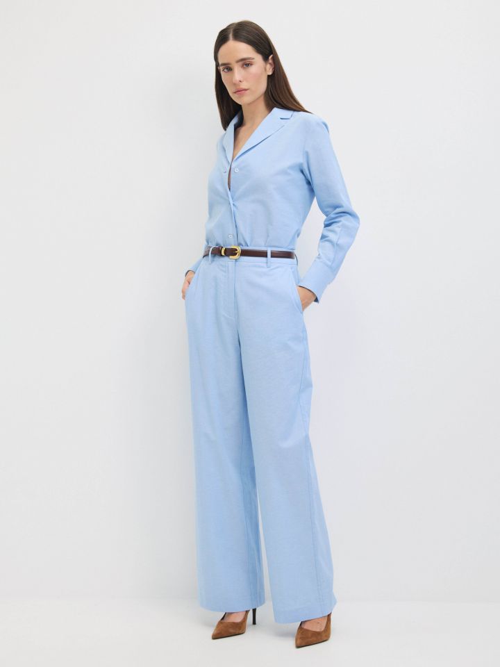 חולצה מכופתרת ALONA בצבע תכלת