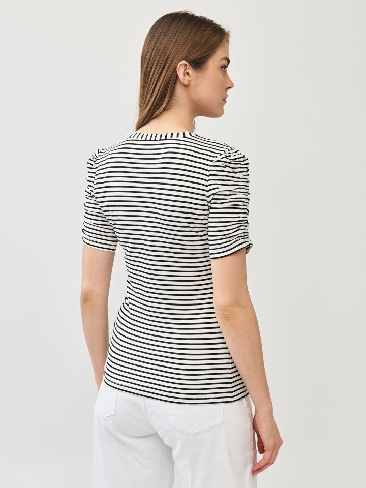 חולצה פסים כיווץ בשרוול PROMO בצבע שחור