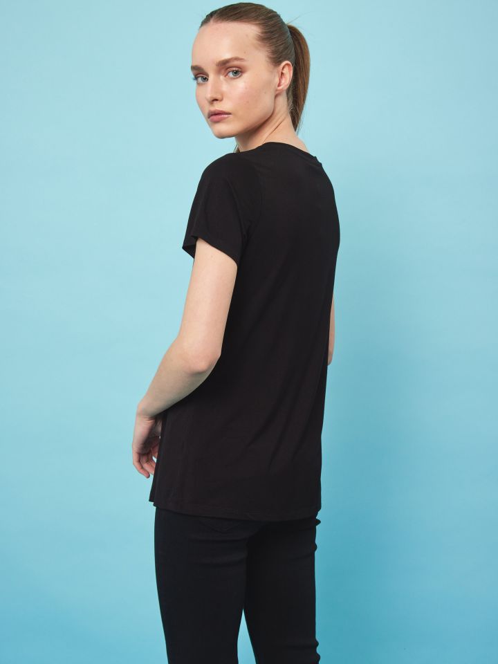 חולצה דפוס EXTREME PROMO בצבע שחור