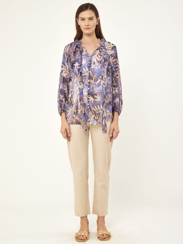 חולצה דפוס פרפרים ופרחים בצבע פרחוני