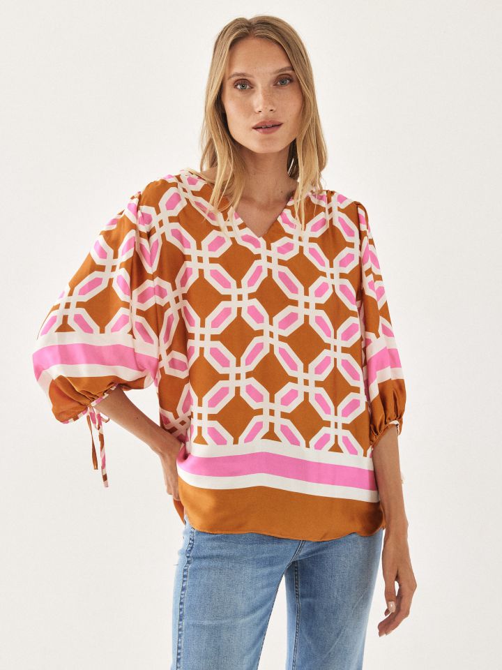 חולצה סטן דפוס בורדורה בצבע ורוד עתיק