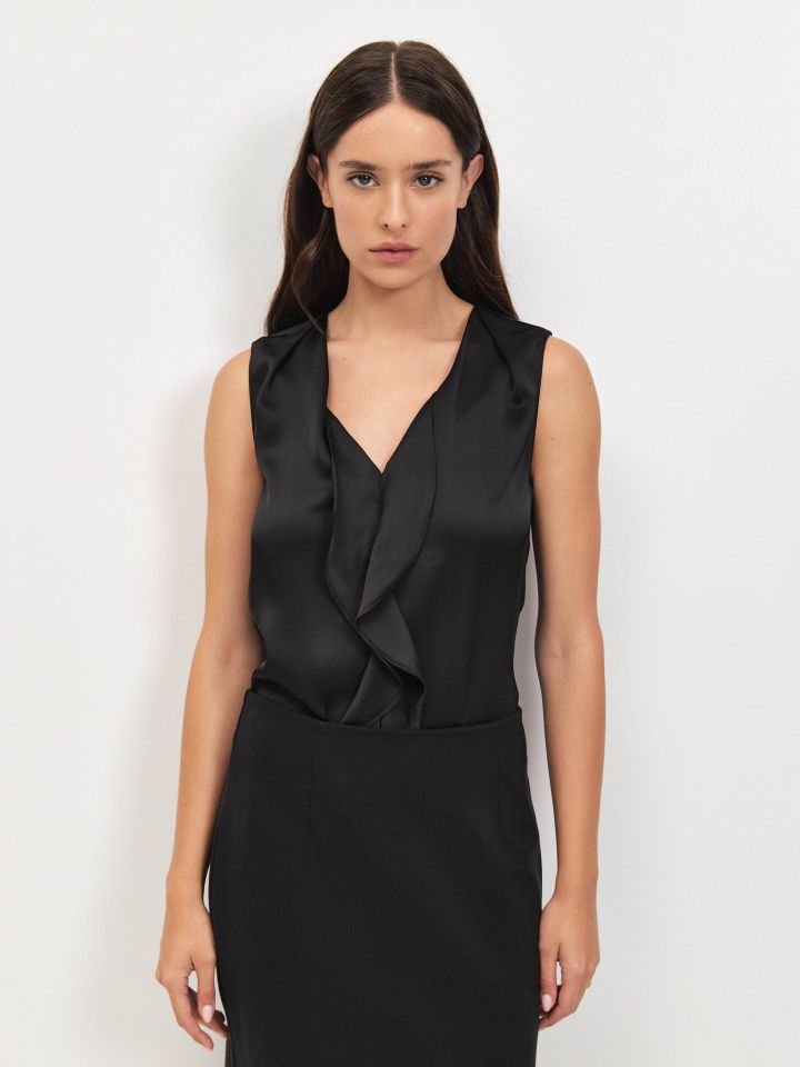 חולצה סטן פרונט מלמלה בצבע שחור