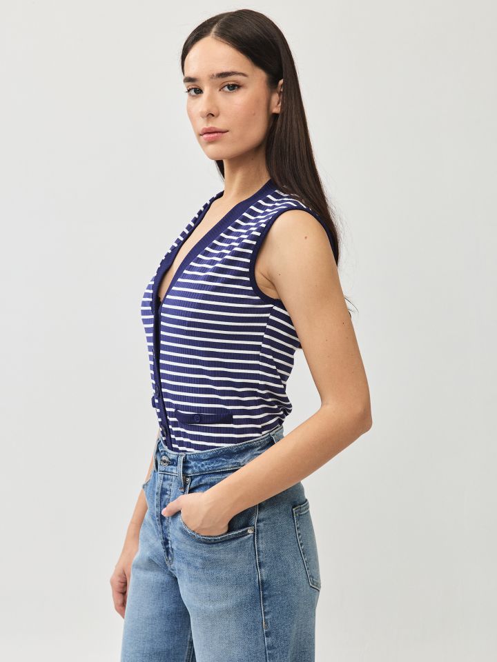 חולצה ריב פסים + כפתורים בצבע נייבי