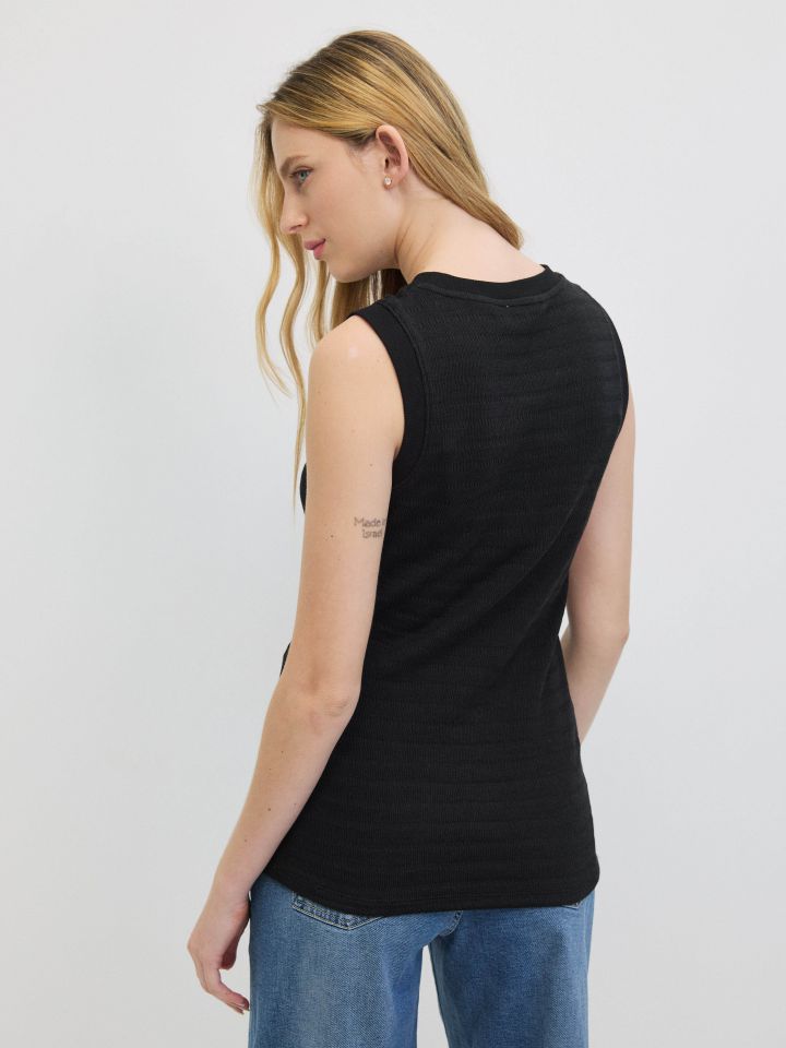 חולצה PARIS בצבע שחור