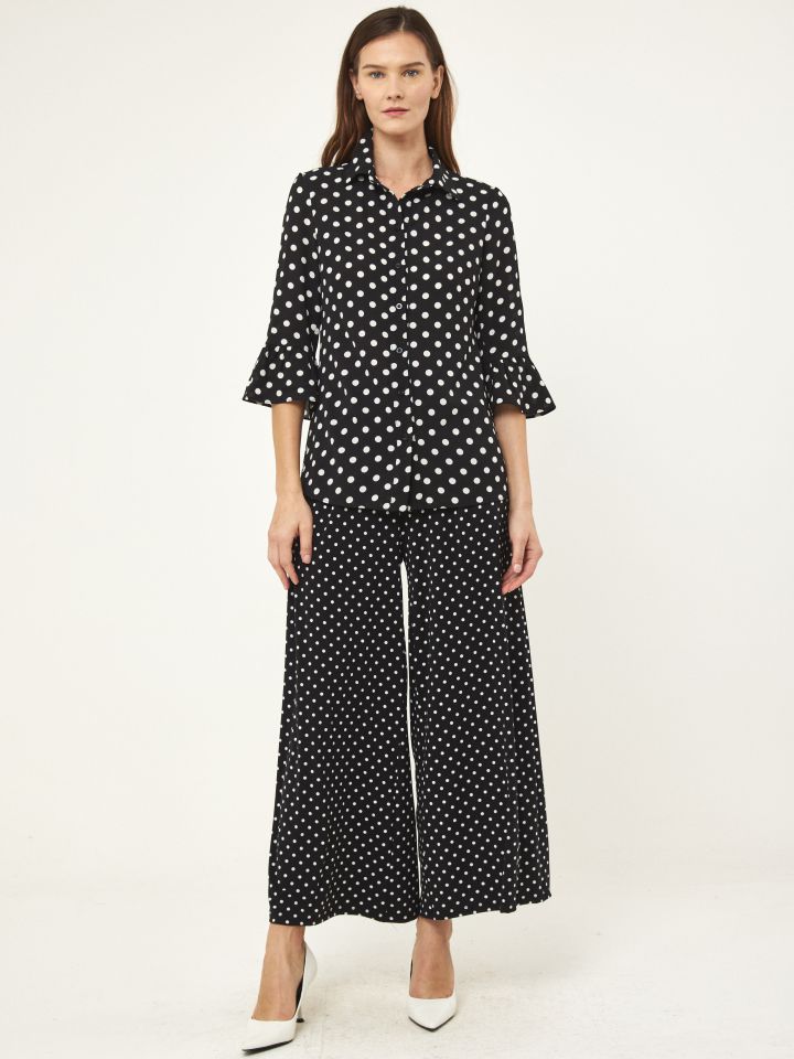 חולצה צוארון נקודות בצבע נקודות