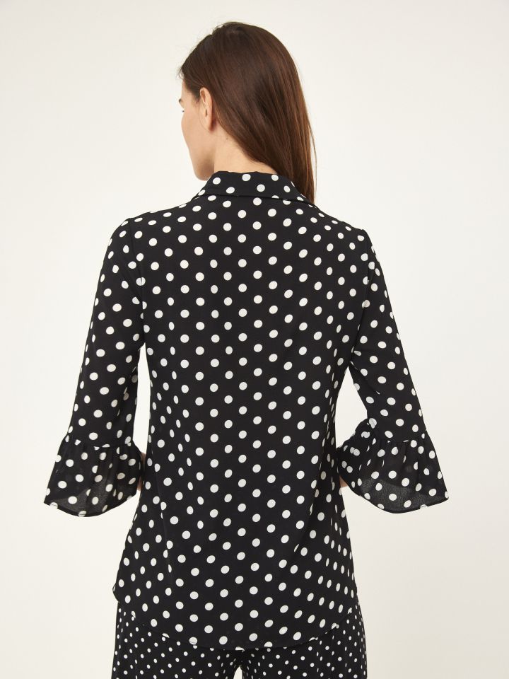 חולצה צוארון נקודות בצבע נקודות