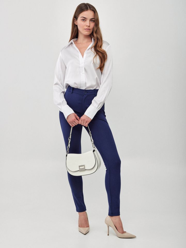 חולצה סטן PROMO שרוול ארוך בצבע לבן