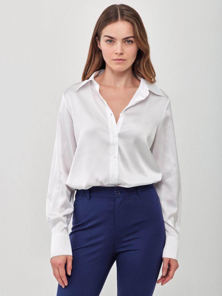 חולצה סטן PROMO שרוול ארוך בצבע לבן