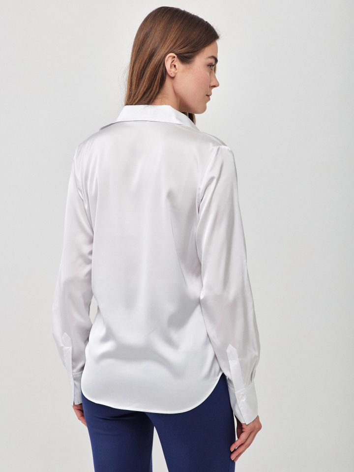 חולצה סטן PROMO שרוול ארוך בצבע לבן