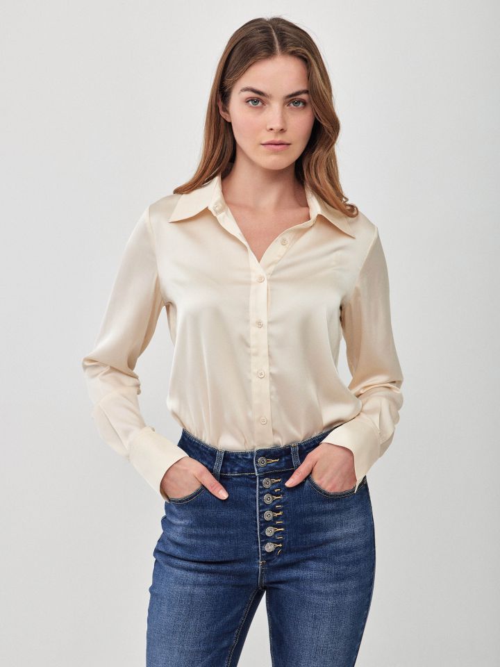 חולצה סטן PROMO שרוול ארוך בצבע שמפניה