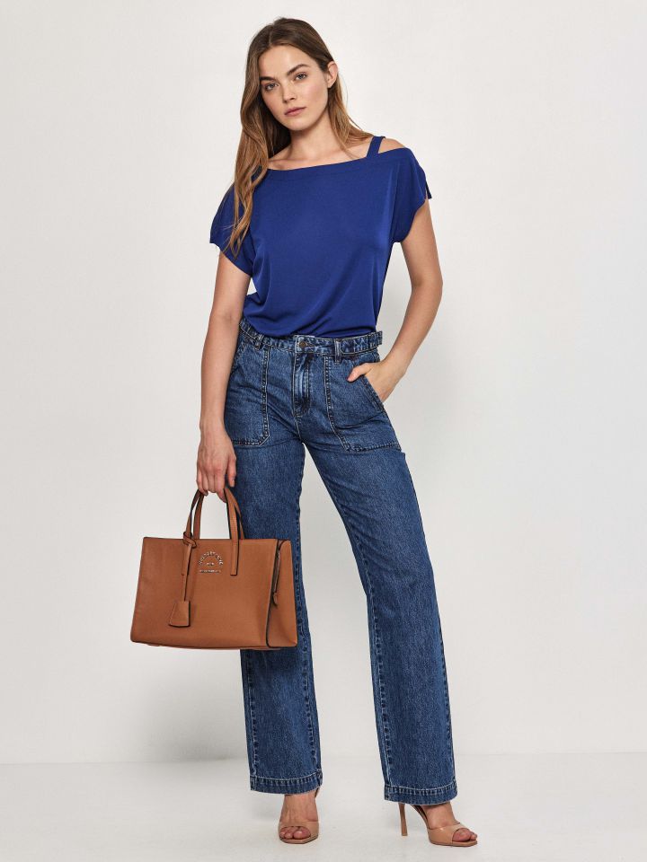 חולצה פתח בכתף אמזון בצבע כחול רויאל