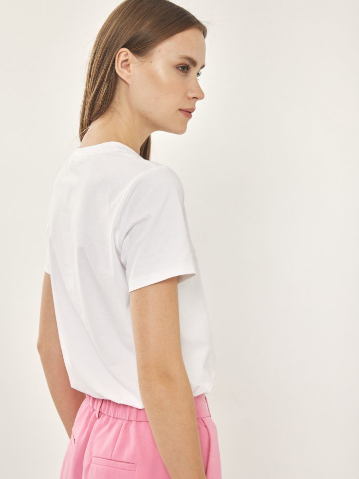 חולצה PROMO AMOR בצבע לבן