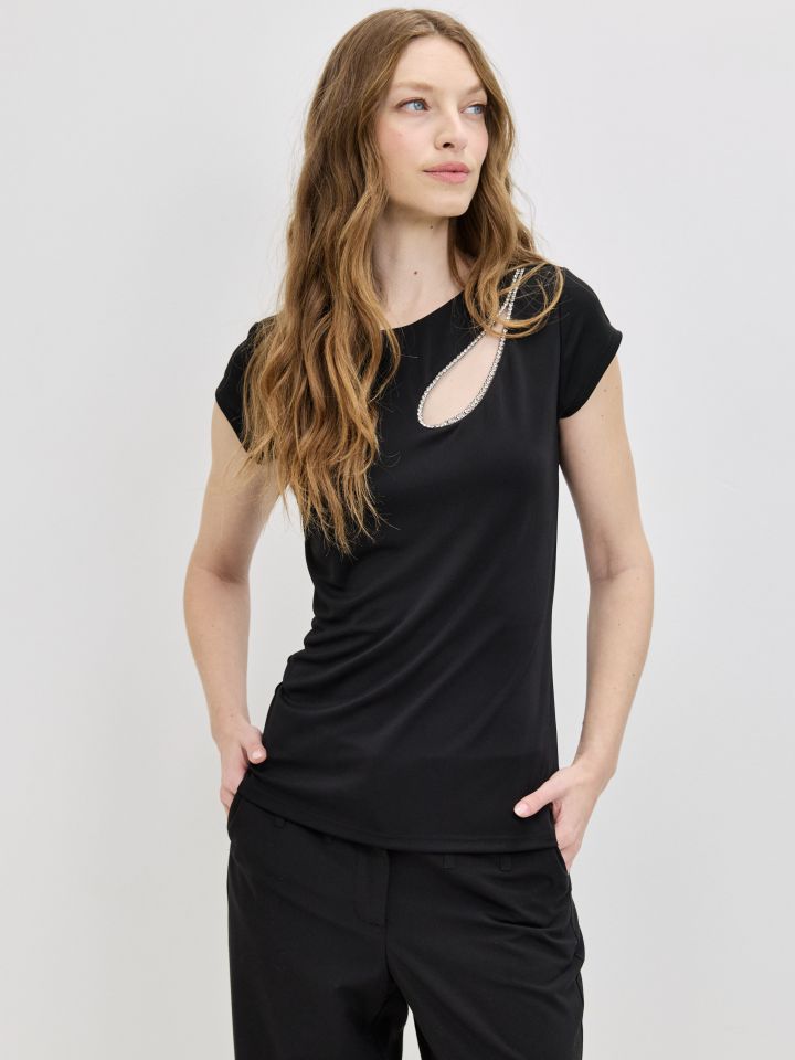 חולצה אמזון פתח אסימטרי דמוי יהלומים בצבע שחור