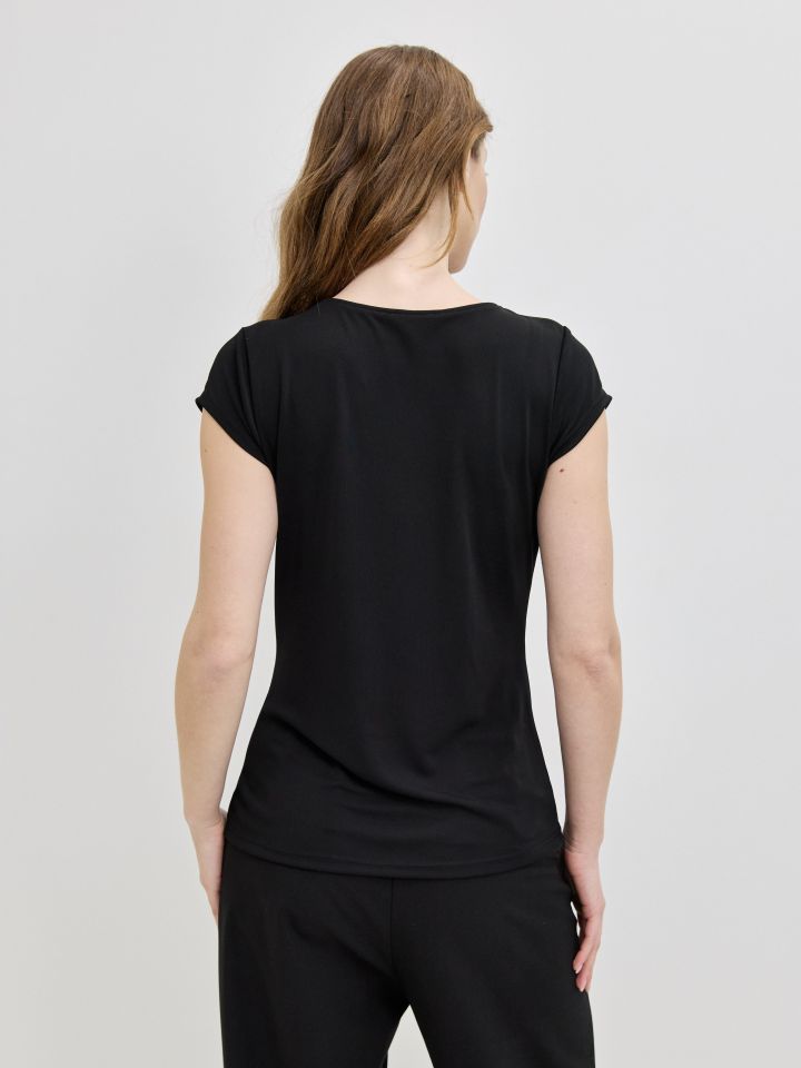 חולצה אמזון פתח אסימטרי דמוי יהלומים בצבע שחור