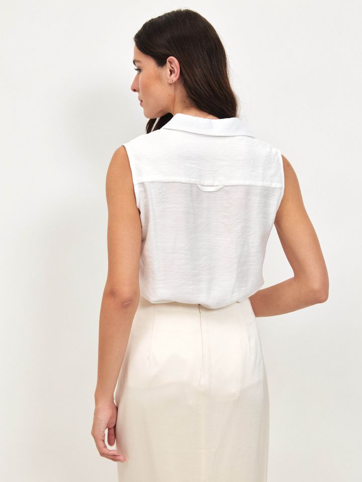 חולצה LIA מכופתרת PROMO בצבע אופוויט