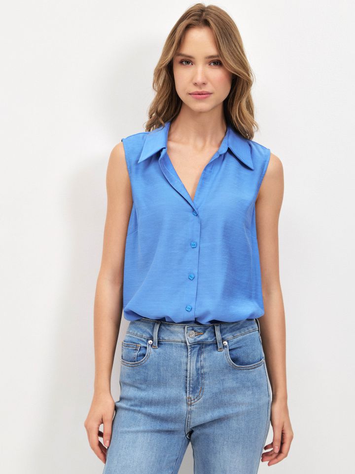 חולצה LIA מכופתרת PROMO בצבע כחול