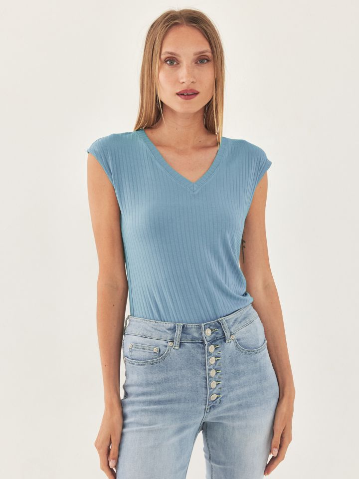 חולצה ריב PROMO V בצבע תכלת