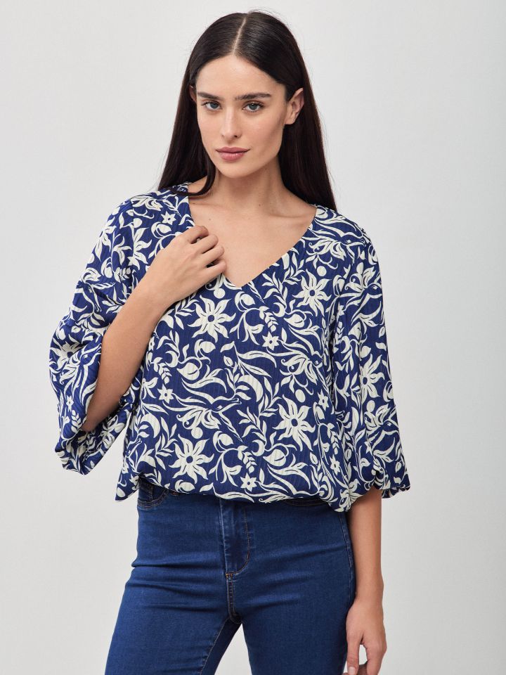 חולצה שרוול בלון בצבע נייבי