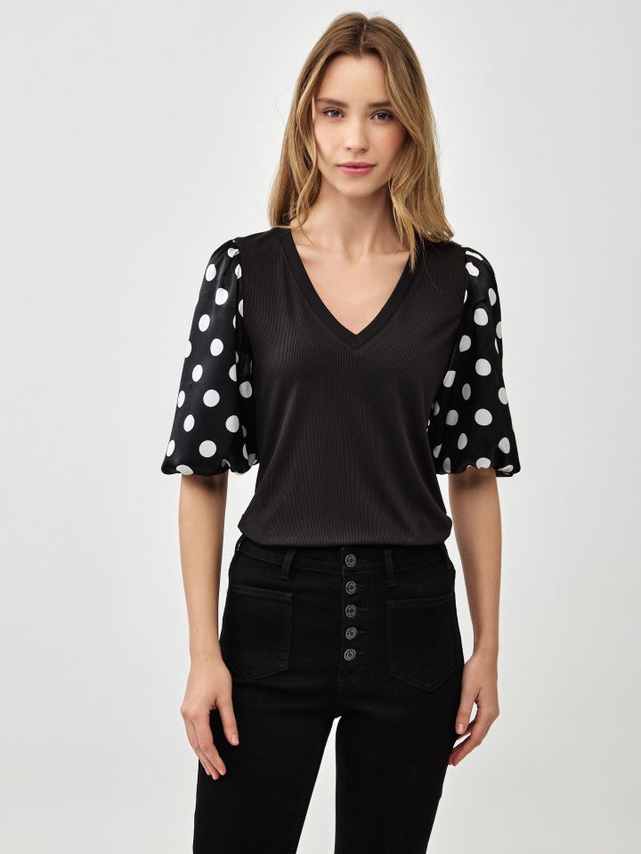 חולצה ריב V שרוול דפוס בצבע נקודות