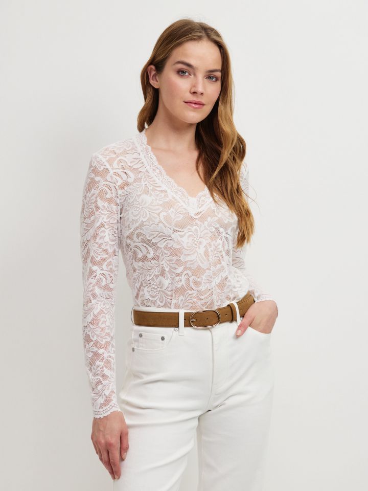 חולצה V תחרה שרוול ארוך בצבע לבן