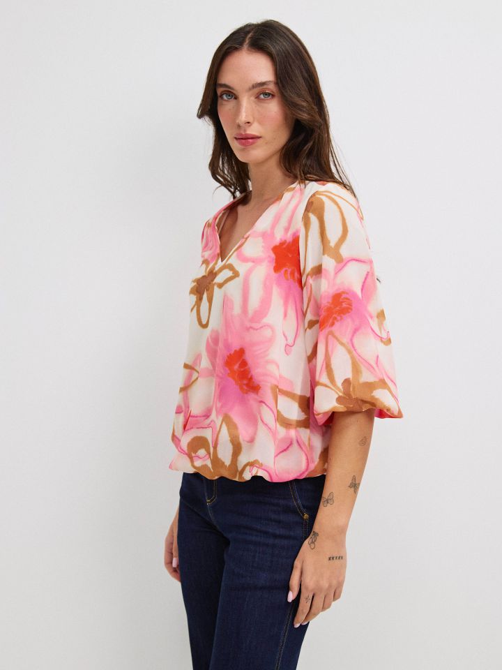 חולצה V דפוס בלון PROMO בצבע ורוד עתיק