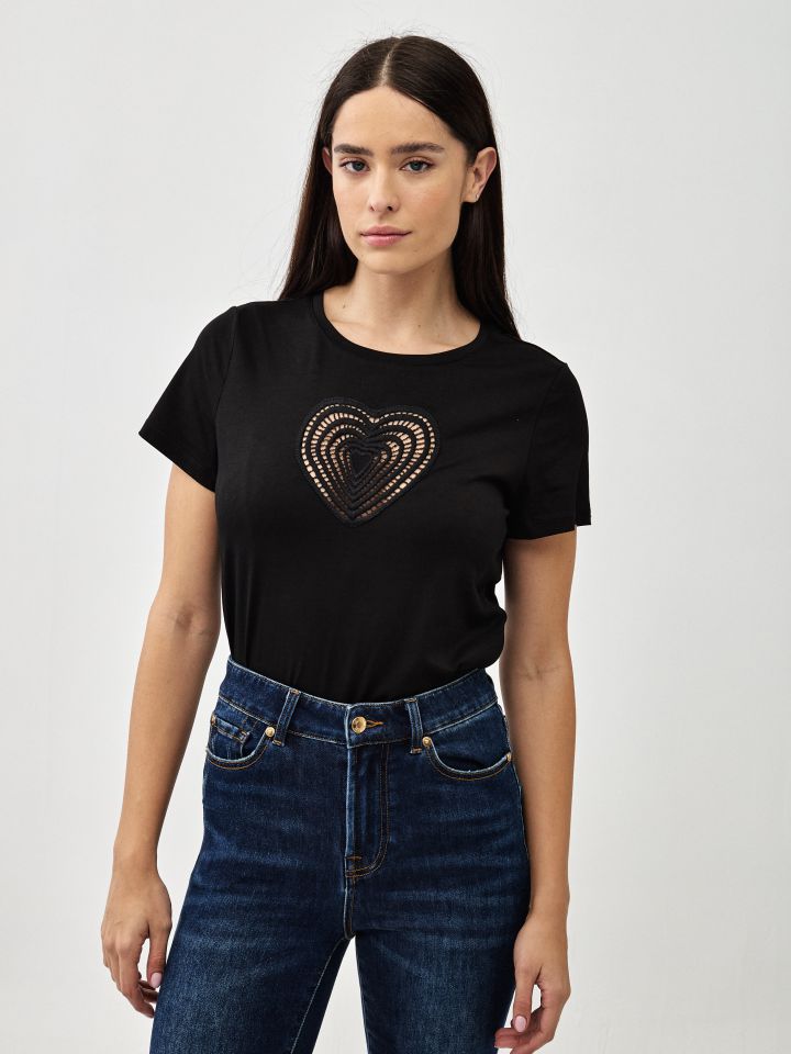 חולצה לב קרושה PROMO בצבע שחור