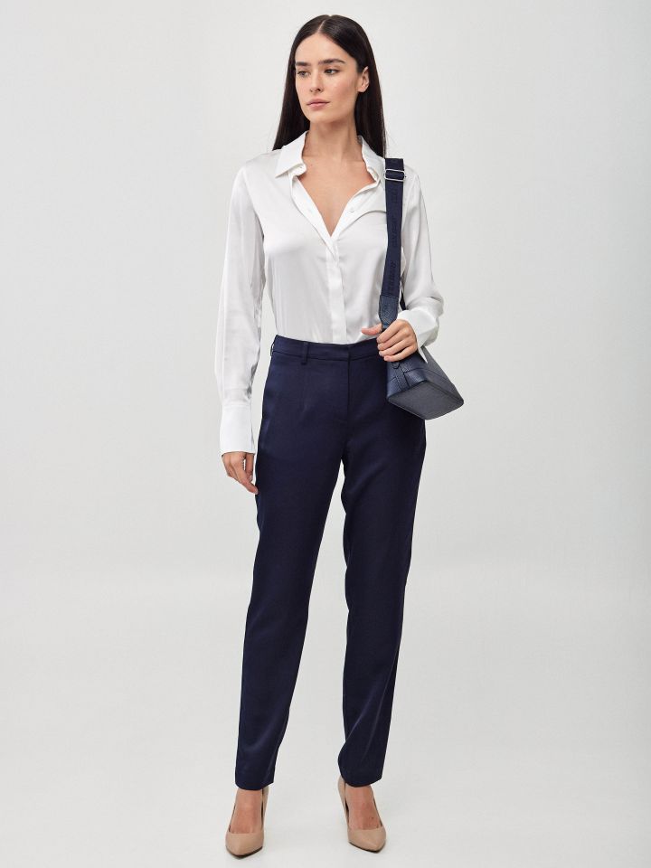 חולצה סטן מכופתרת PROMO בצבע לבן