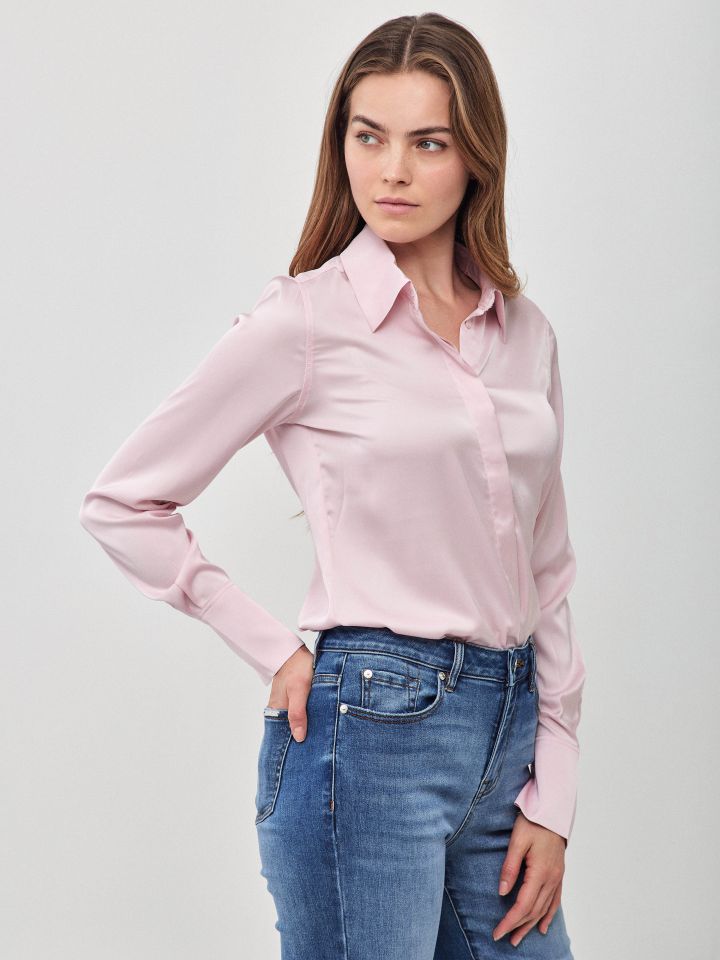 חולצה סטן מכופתרת PROMO בצבע ורוד חדש