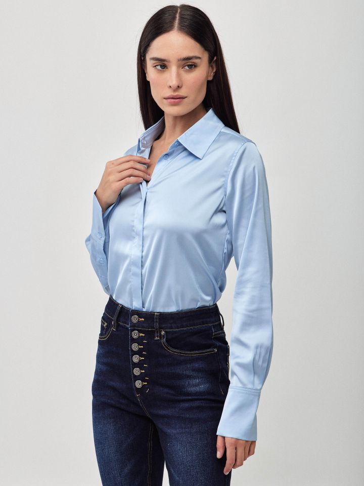 חולצה סטן מכופתרת PROMO בצבע תכלת אורלי