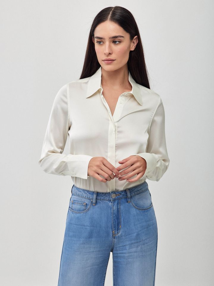 חולצה סטן מכופתרת PROMO בצבע שמנת