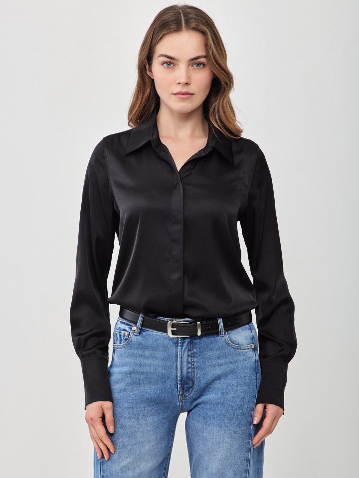 חולצה סטן מכופתרת PROMO בצבע שחור