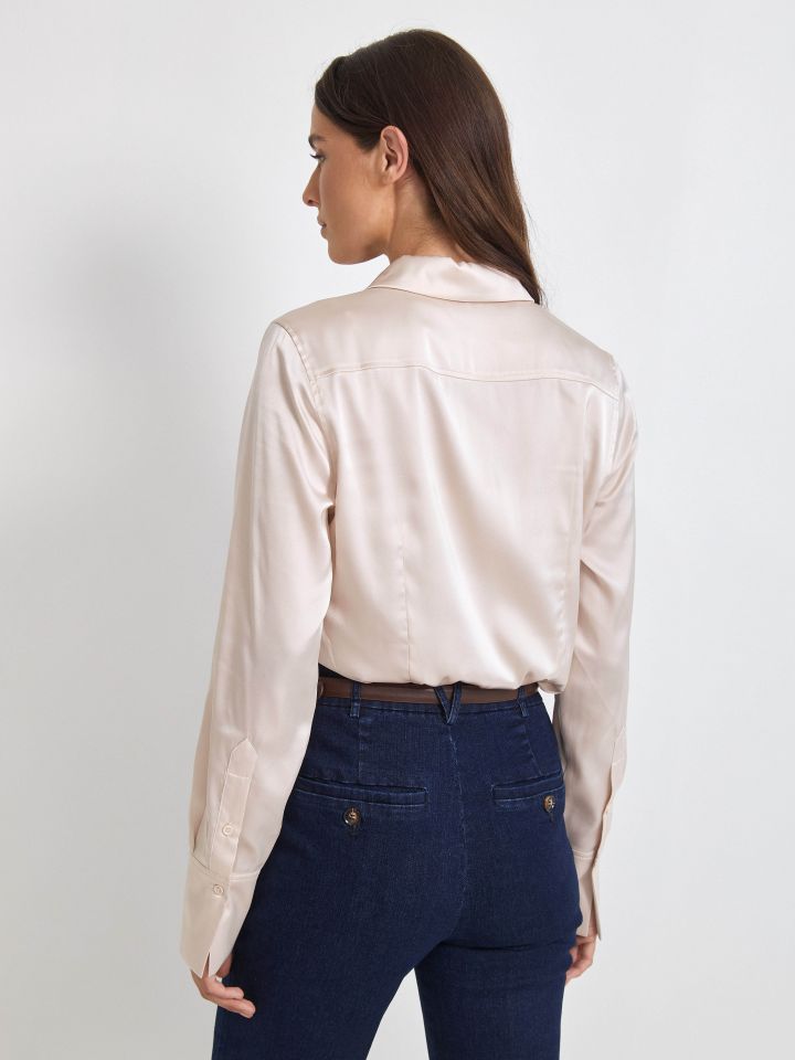 חולצה סטן מכופתרת  PROMO בצבע בייז’