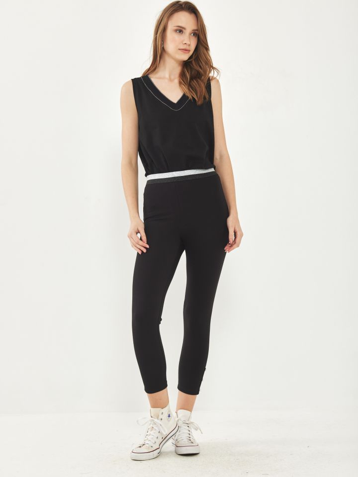 מכנסי טייץ 7/8 כפ’ כסף בצבע שחור