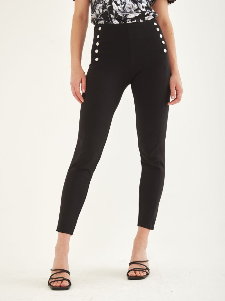 מכנסי טייץ לחצניות בצבע שחור